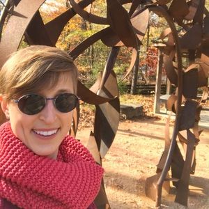 Meet your Posher, Cecily